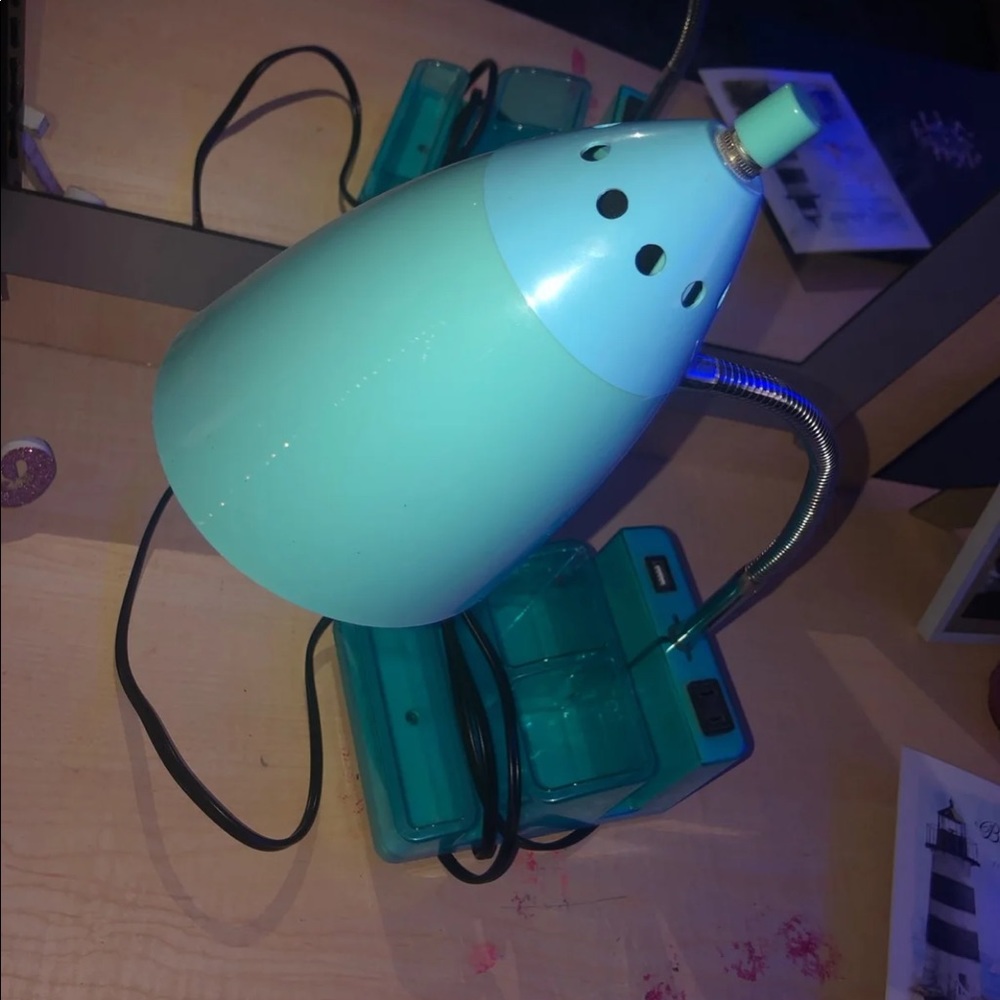 desk lamp